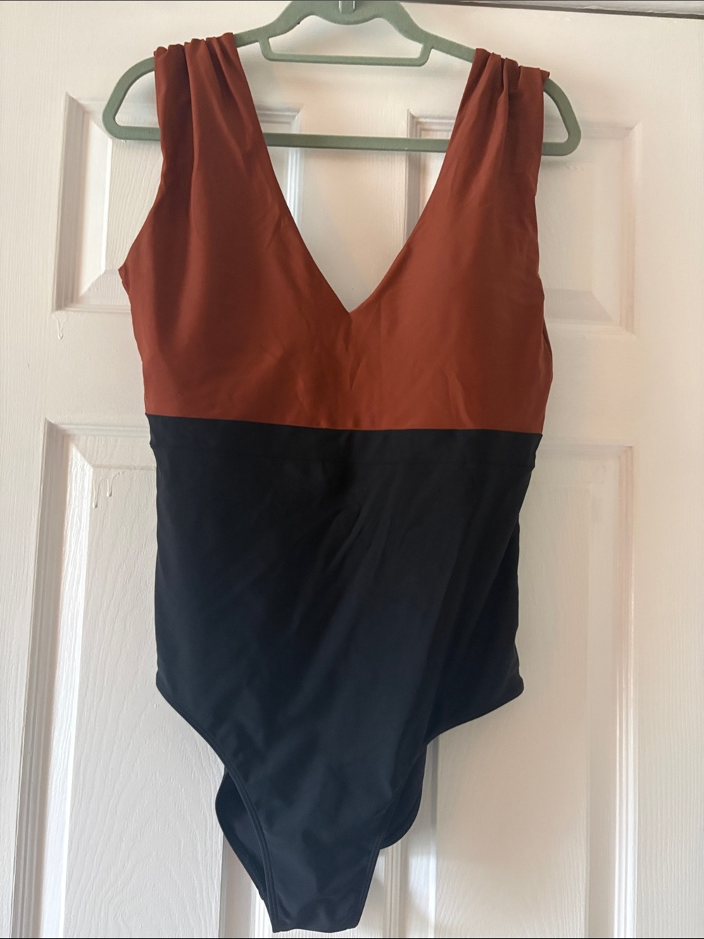 Summer salt Colorblock Rust / Brown and BlackOne-Piece Swimsuit